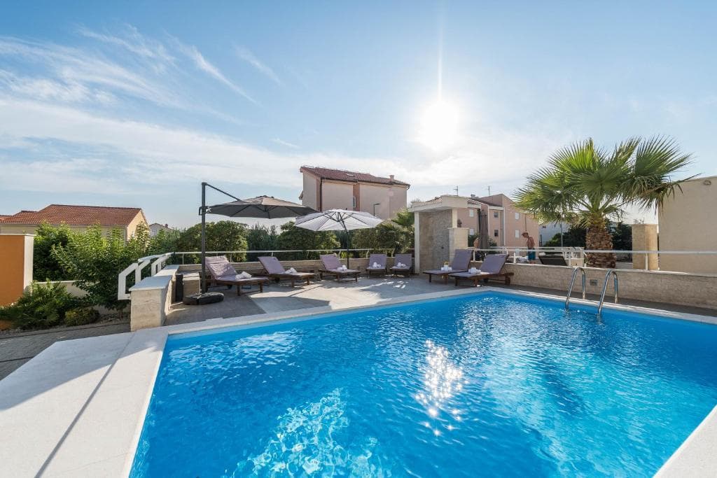 Danivan B Dobbeltværelse med balkon i Novalja