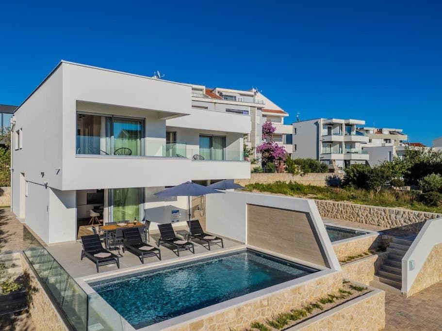 Villa Nova Excellence 2